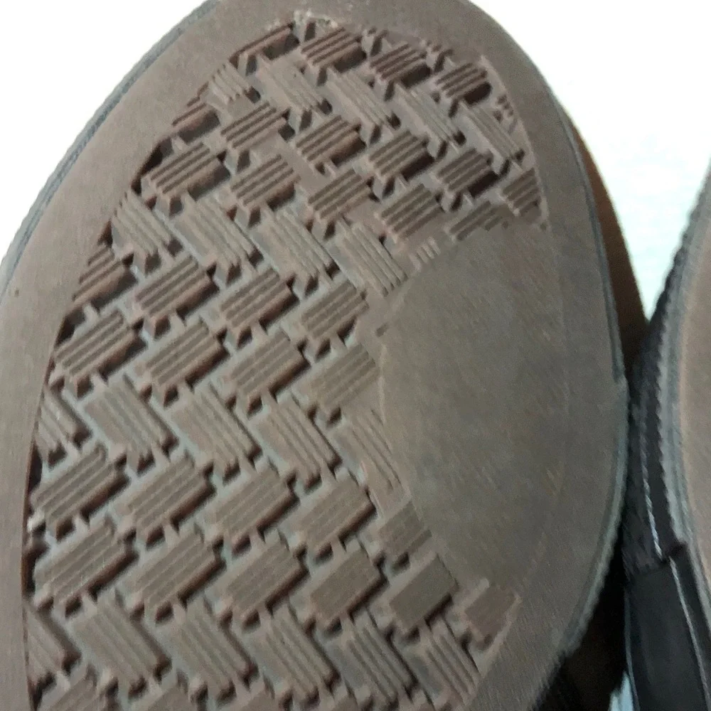Gray and Black Converse Star Player 76 Leather Sneakers - Picture 10 of 16